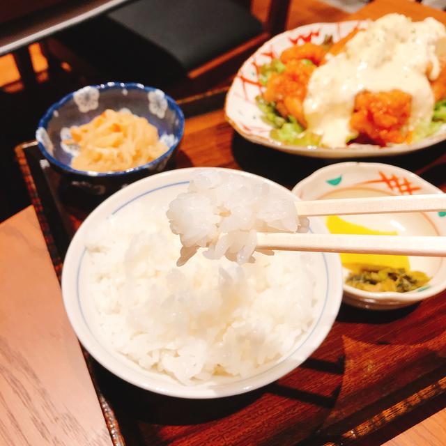 画像: 炊き立て土鍋ごはんはおかわり自由!