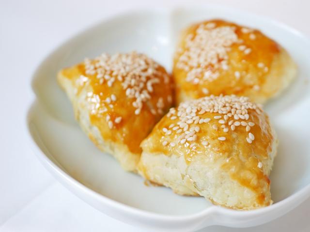 画像1: ヴェニソンパフ(鹿肉のパイ包み)