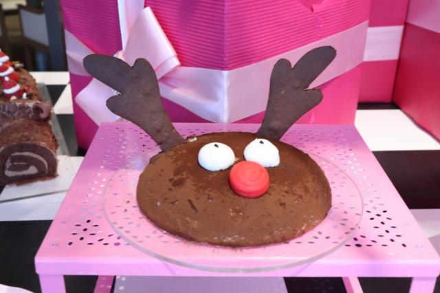 画像: サンタのゆかいな仲間たち「トナカイチョコレートケーキ」