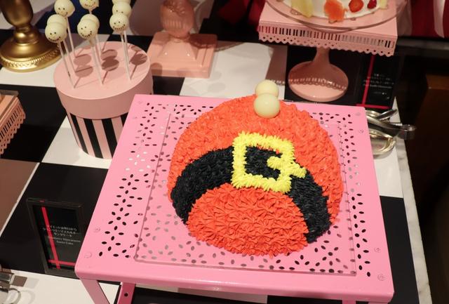 画像: ダイエットは明日から クランベリーマスカルポーネサンタケーキ