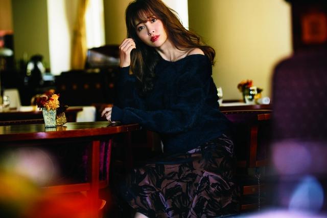 画像1: 大人エレガントなブランド「ビッキー」が2018AWからイメージモデルに小嶋陽菜さんを起用!