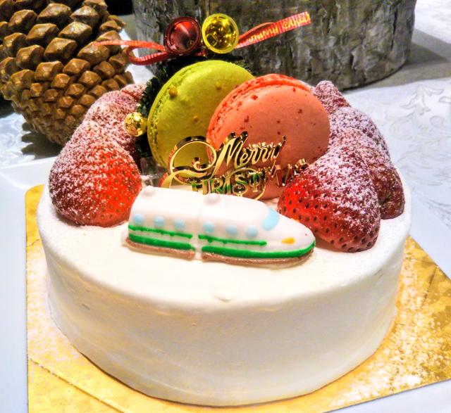 画像: アルデュール(グランスタ) :「あまおうのX'masケーキ」/(4号3,780円・5号4,320円)