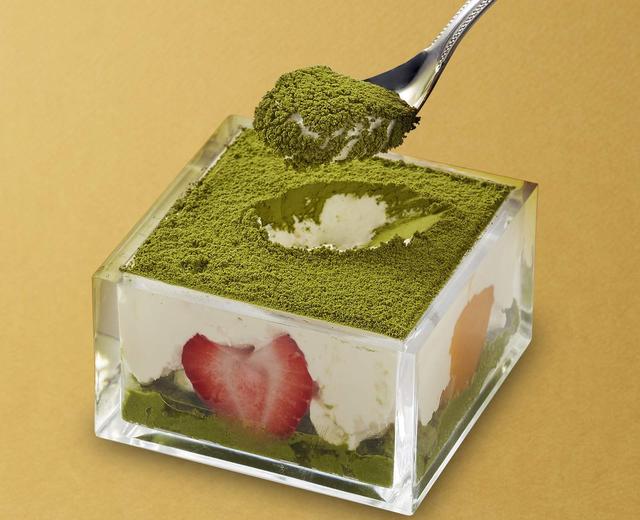 画像: 抹茶ティラミス たっぷりフルーツIN 499円
