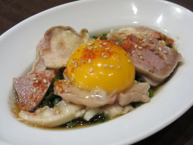 画像1: ねぎ塩ホルモン刺し 590円