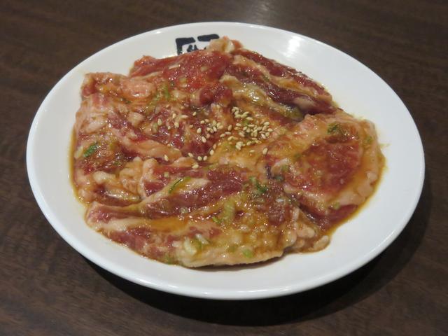 画像1: 120gでボリューム満点!新牛角カルビ 590円