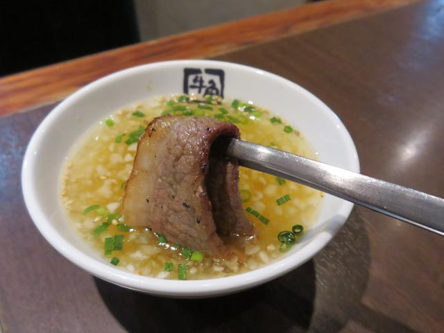 画像4: 黒毛和牛の焼きしゃぶ 極み出汁 690円