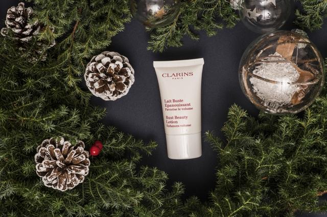 画像: CLARINS レ ビュスト エパヌイッサン