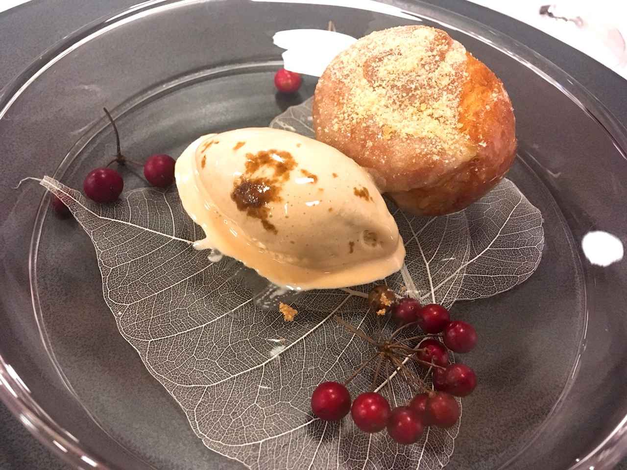 画像1: デザートもお隣、『CALVA』から!