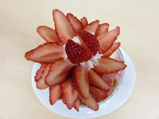 画像: たっぷりじっくり苺の魅力を楽しんで