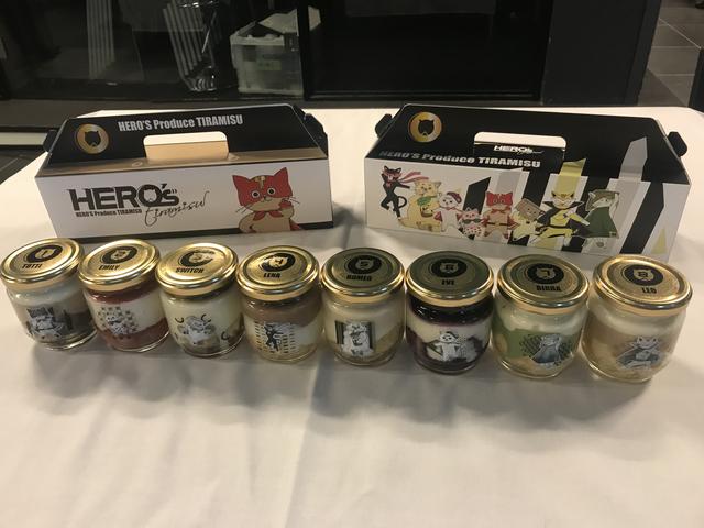 画像: ティラミス、いちご、プリン、チョコ、メープル、ブルーベリー、抹茶、キャラメル 8個セットは6000円、4個セットは3000円