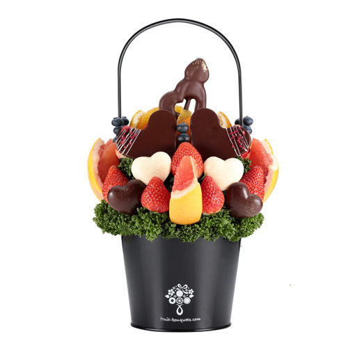 もこもこ♡バレンタインブーケ バレンタインにおすすめ！ チョコとフルーツをおしゃれに融合