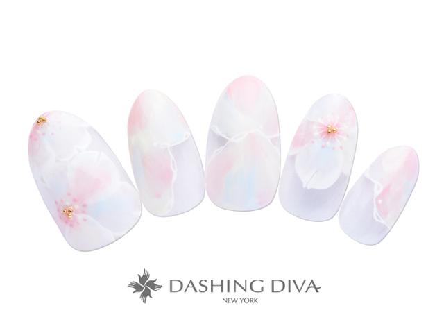 画像: パステルカラーのトールペイントで抜け感のある桜ネイル