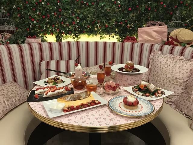 画像1: 【試食レポ】期間限定!苺まみれのCafé Maison de FLEUR –Strawberry Party-