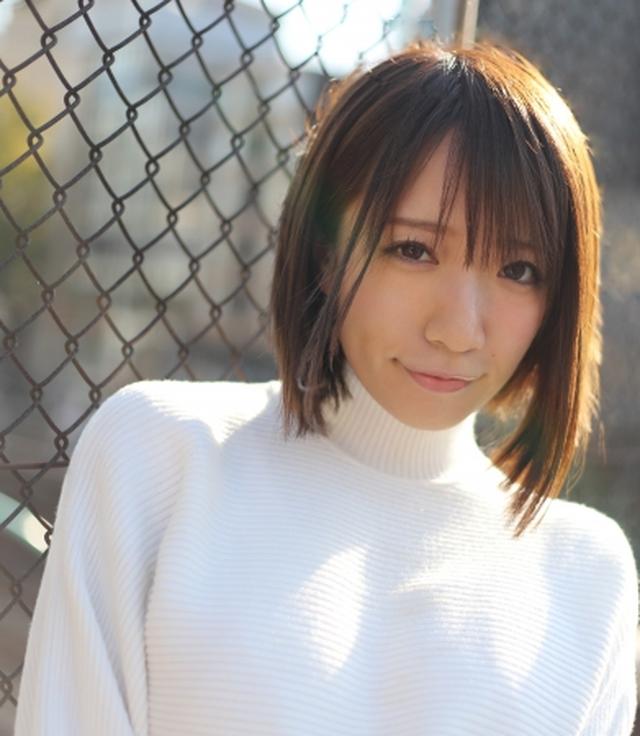 画像: 「清水あいり」 「一度会うと必ず好きになるNGなしグラビアアイドル」。 持ちネタの「童貞を殺す空手」や男を惑わす「関西弁あいうえお」で大ブレイク。 バラエティ・グラビアだけでなく女優としてもマルチに活動中。Instagramのフォロワー数は50万人を超える。