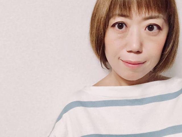 画像: ライター 吉田奈美さん 女性誌を中心に、タレントインタビュー、恋愛企画、読み物企画、などを担当している。過去にはピンクと女性の関係を深掘りしたコラムを執筆。