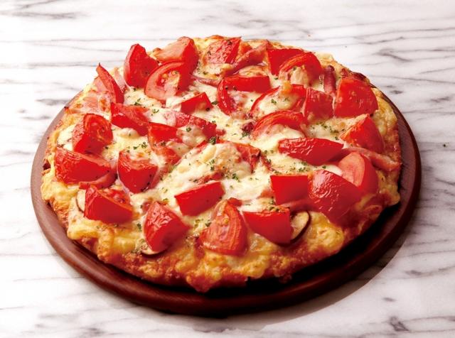 画像: <激盛りトマチーピザ> Mサイズ2,580円(税抜) *Mサイズのみ