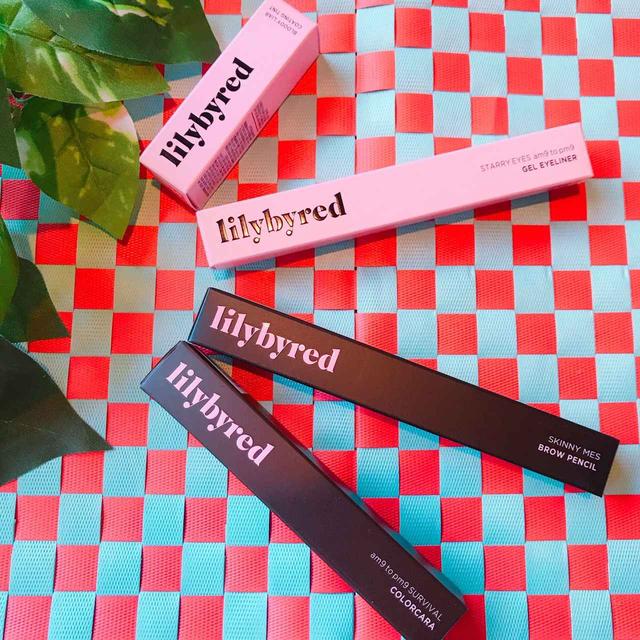 画像1: 中身はlilybyredコスメ商品&オリジナルポーチの、合計6点セット