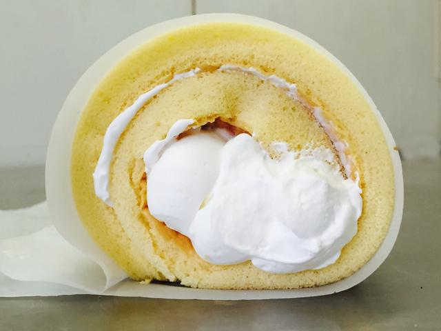 画像3: 1日40,000本売れた蜂蜜たっぷりのロールケーキ専門店が 「さんすて岡山」にオープン
