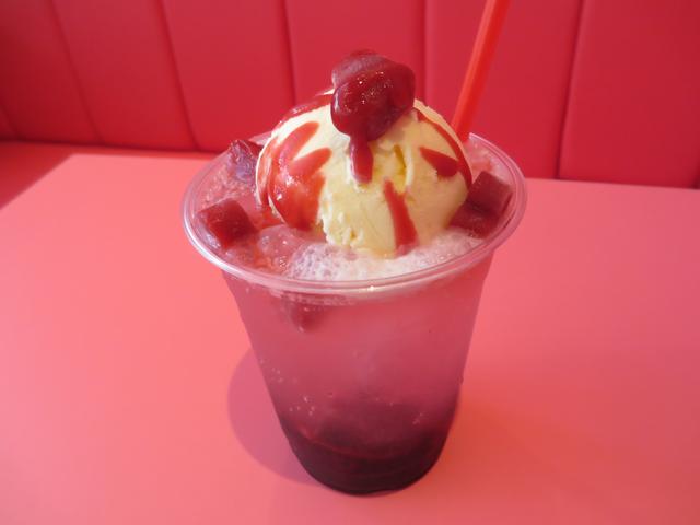 画像: ラブリーアイスクリーム 509円(税抜)