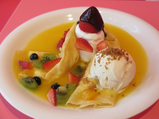 画像: メルシークレープ 920円(税抜)