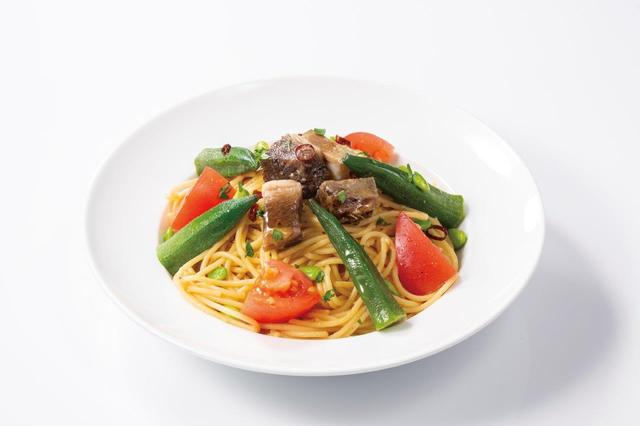 画像3: 食感が楽しいヤングコーンをピリ辛テイストで仕上げた 『ポークとヤングコーンのピリ辛トマトソースパニーニ』