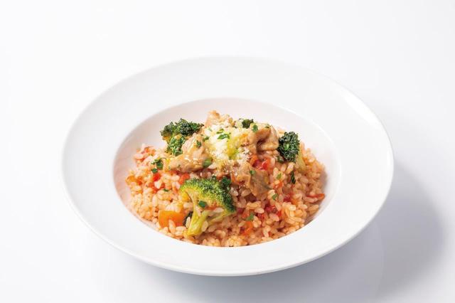 画像8: 食感が楽しいヤングコーンをピリ辛テイストで仕上げた 『ポークとヤングコーンのピリ辛トマトソースパニーニ』