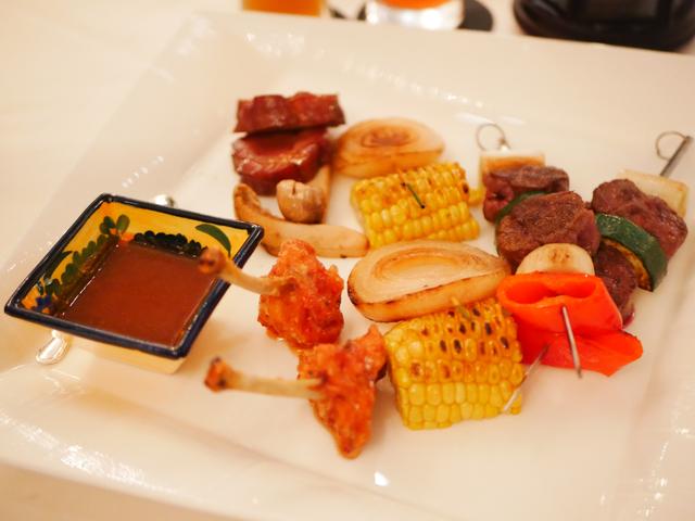 画像2: 料理はこちら!