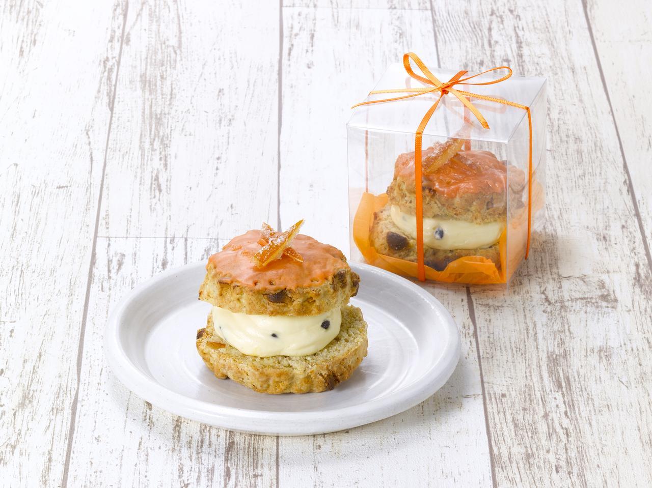 画像: サマーサンドウィッチスコーン 602円(税別)