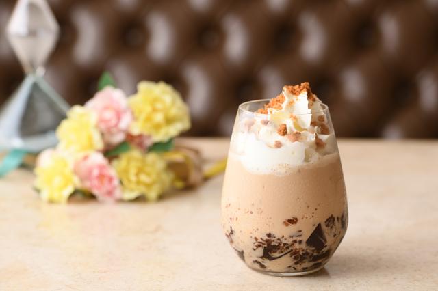 画像3: 夏仕様にアレンジした2種の“コーヒーフローズン”を提供