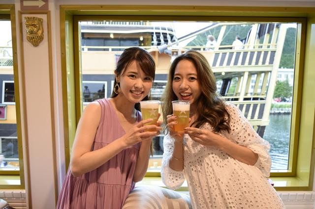 画像: 仲良くカンパーイ!