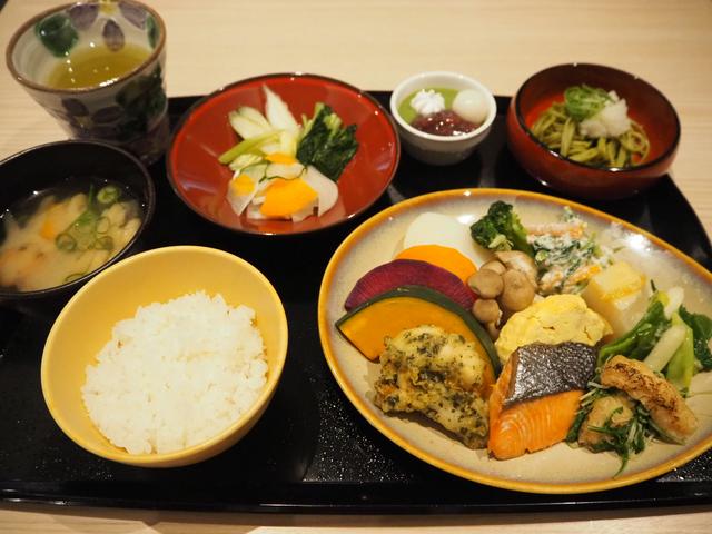 画像2: 茶季朝食メニューの試食会へ!