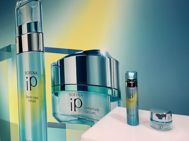レポ】「ソフィーナ iP」新提案のダブル美容液発売 発表会へ！ - カワ