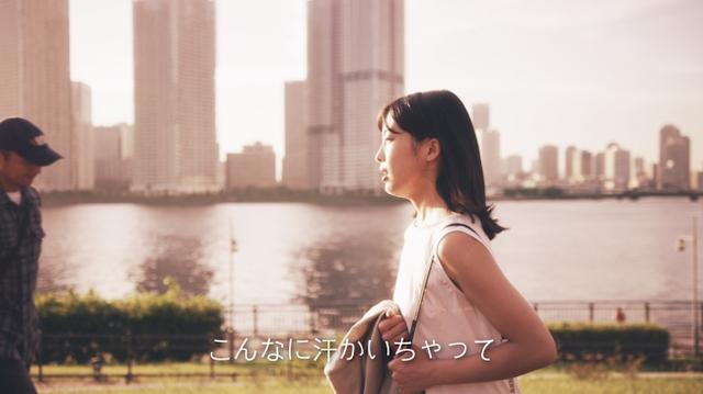 画像3: 実際に日本人の約4人に3人は、まつ毛が下がっている!