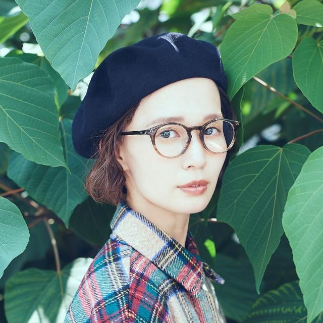 画像: このメガネをかけた人が、ふわっと優しい気持ちで背筋を伸ばして「今日を楽しもう!前向きに行こう!」と思えるように、願いを込めたマークです。