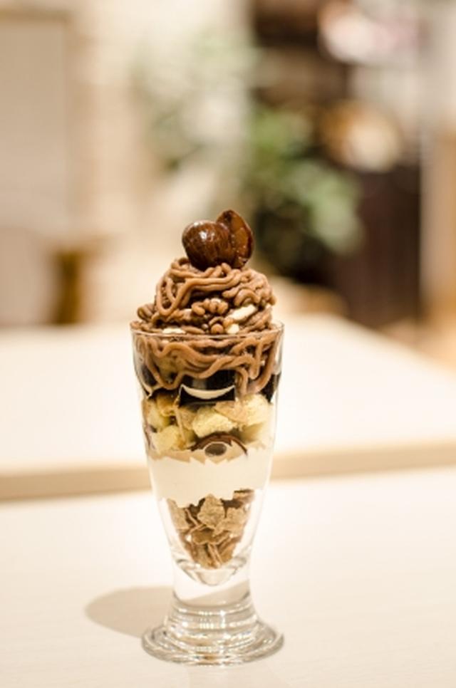 画像: マロンパフェ1,000円 (税抜) マロンクリームとコーヒーゼリーを合わせた、ちょっとビターな大人のパフェ。
