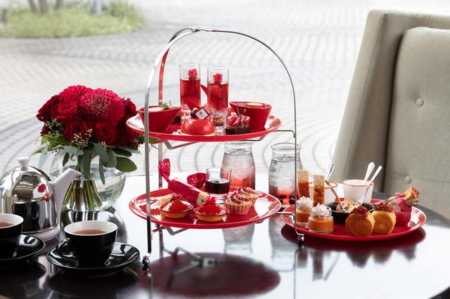 画像2: 【東京マリオットホテル】「TOKYO RED Afternoon Tea(トウキョウ レッド アフタヌーンティー)」レッドカラーに染まる華やかなスイーツ&セイボリー