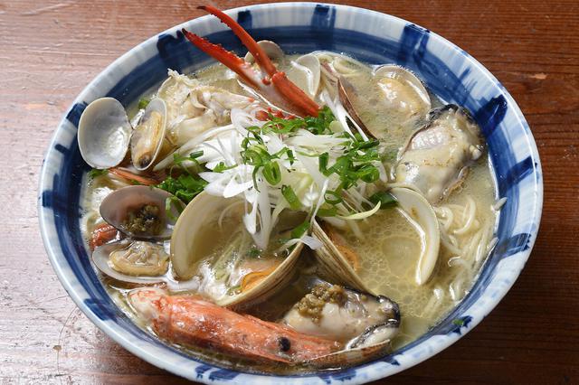 画像: とと丸海鮮ラーメン1,780円