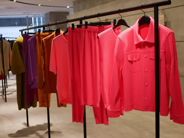 画像: 2階 ISSEI MIYAKE SHIBUYA