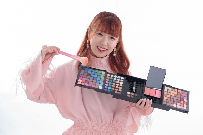 画像4: 地域の女性をメイクで笑顔に！ミワンダフルがオリジナルのピンクカーで走る、メイクスマイルツアーを札幌からスタート！