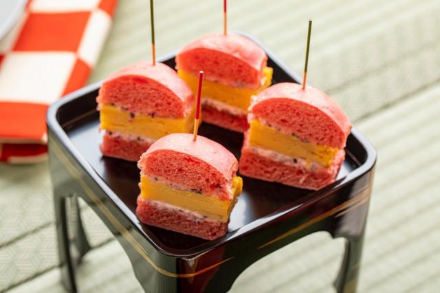 画像3: 【試食レポ】お重とお箸で楽しむ❤︎ヒルトン東京お台場「”いちご”一会のストロベリーデザートビュッフェ」