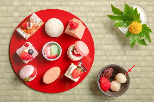 画像8: 【試食レポ】お重とお箸で楽しむ❤︎ヒルトン東京お台場「”いちご”一会のストロベリーデザートビュッフェ」