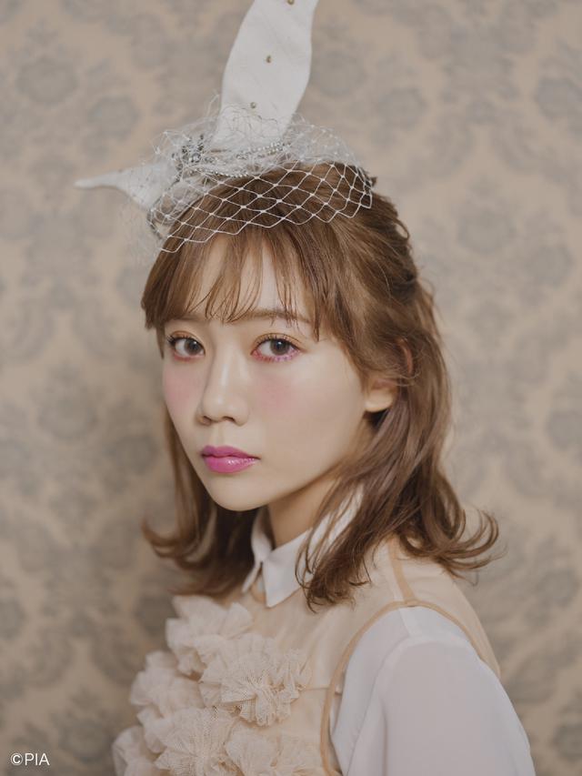 画像2: シンガーソングライターMACOと カラーコンタクト通販ショップ「LILY ANNA」が コラボレーション!