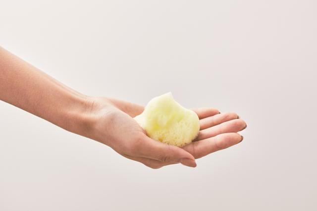 画像2: 業界初*!熱の力で酵素がパワーアップする酵素洗顔。温感泡で毛穴汚れをじゅわっと溶かす「ホットウォッシングパウダー」新発売