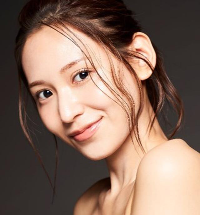 画像: ▲この写真は昨年のイベント用に「ファンデーションなし」「修正なし」で制作したものです。