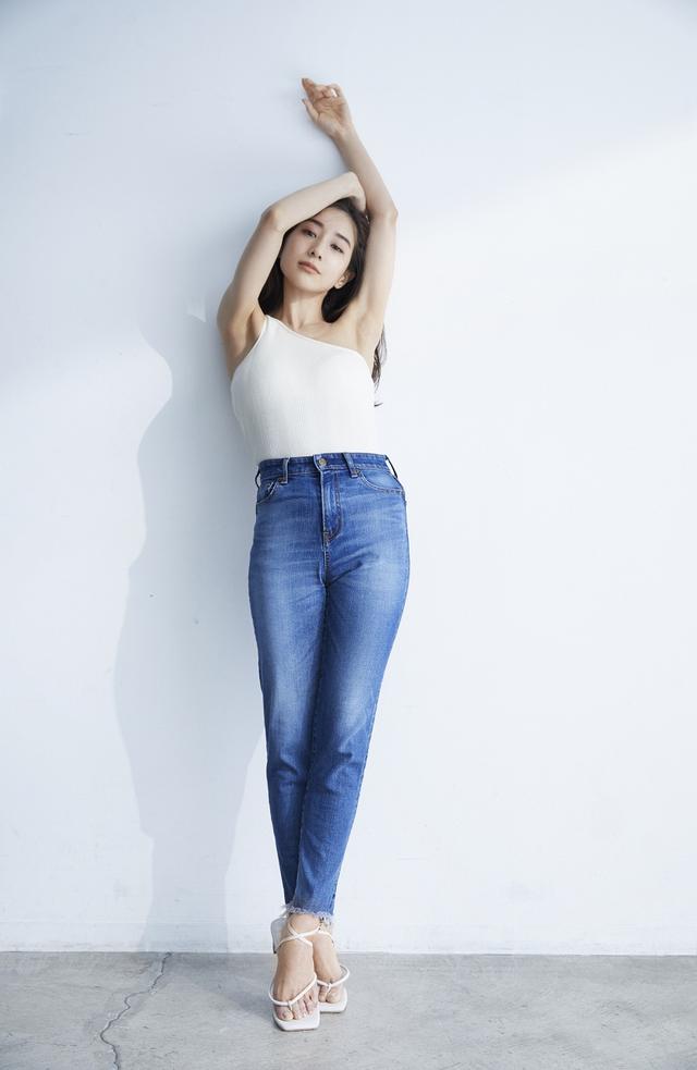画像2: 「田中みな実が着こなすUngridの名作デニム」WEBマガジンをRUNWAY channelで公開