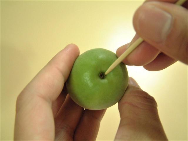 画像2: 青梅の甘露煮 ~煮るときのコツを抑えるだけで、甘酸っぱいこの時期だけの味わいに!~