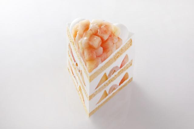 画像: ・『新エクストラスーパーピーチショートケーキ』 3,500円【1日限定20個】 ※8月上旬より販売開始予定 ※東京・幕張のみ