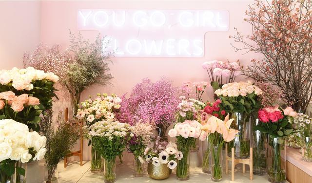 画像1: 体験型フラワーショップとカフェの複合店舗フラワーライフスタイルブランド 「FLOWERS BAKE & ICE CREAM」がオープン