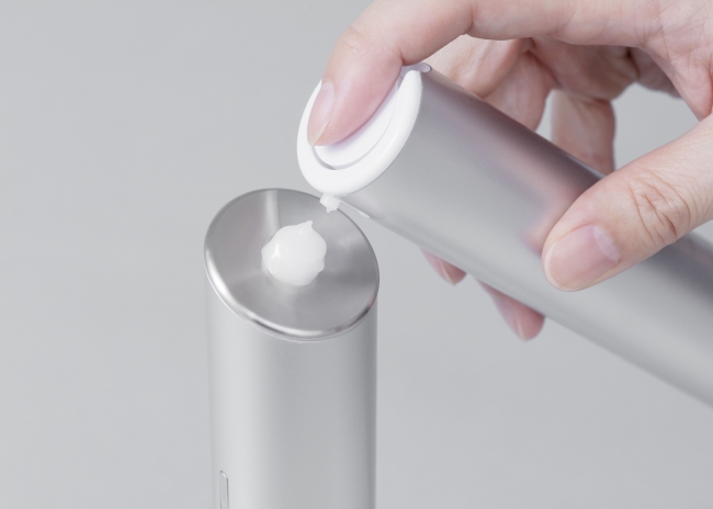 画像4: SALONIAから初のフェイスケア「SMART MOISTURE DEVICE」新発売