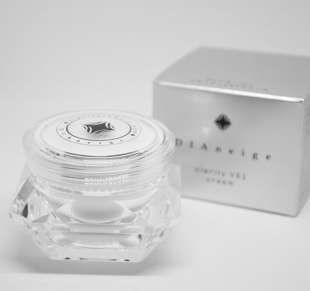 画像1: 韓国女性に人気のコスメ ダイヤモンド末入りの高機能クリーム 『クラリティVS1クリーム』が日本でオンライン販売をスタート